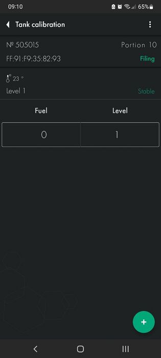 First tank calibration line. 0 liters-gallons and level 1